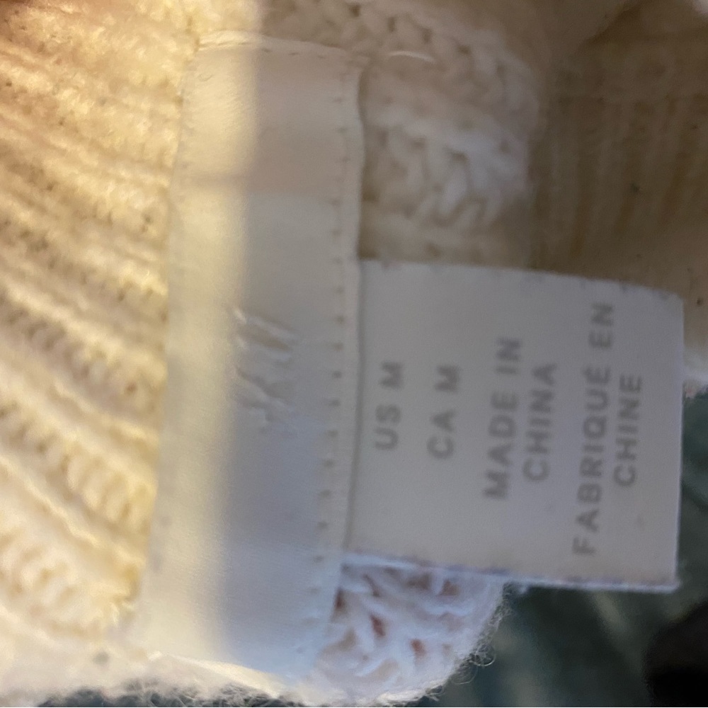 Womens sweater with pearls on the sleeves - Picture 3 of 3